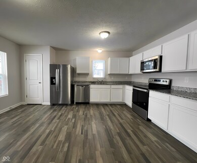 904 N 13th St, Elwood, IN 46036 - photo 3