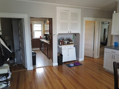 19 Dustin St unit 2, Worcester, MA 01604 - photo 5