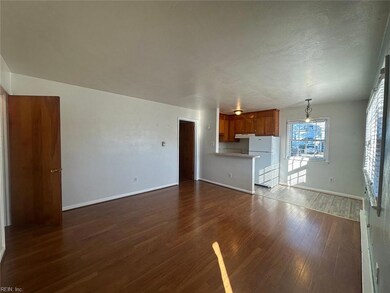 1023 Little Bay Ave unit 5, Norfolk, VA 23503 - photo 4