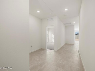 2446 E Fortana Dr, San Tan Valley, AZ 85143 - photo 3