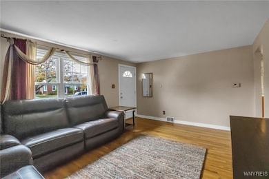 286 Glencove Rd, Buffalo, NY 14223 - photo 3