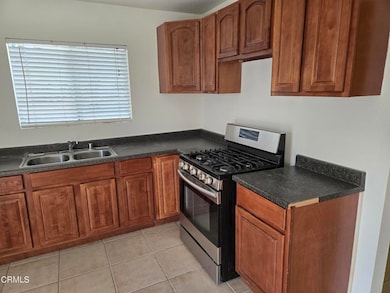 44036 Cedar Ave, Lancaster, CA 93534 - photo 4