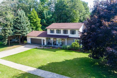 2361 Bloomfield Ct, Norton Shores, MI 49