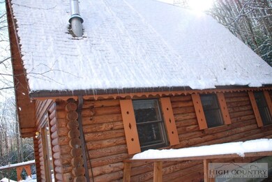 381 Valley Creek Ln, Banner Elk, NC 28604 - photo 2