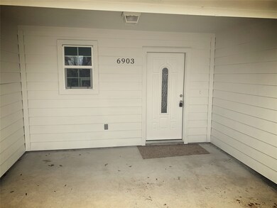 6903 S Hall St, Houston, TX 77028 - photo 4
