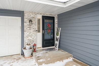 14809 Southpointe Curve, Burnsville, MN 55306 - photo 2