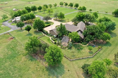 246 NW Paint Rd, Cache, OK 73527 - photo 7