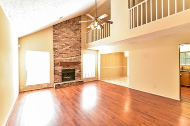 8 S High Oaks Cir, Spring, TX 77380 - photo 3