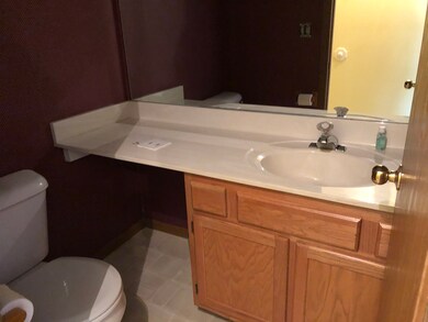 1713 Daybreak Ln, Zion, IL 60099 - photo 5