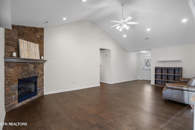 Spacious LR w/ Room for 2 Sitting Areas