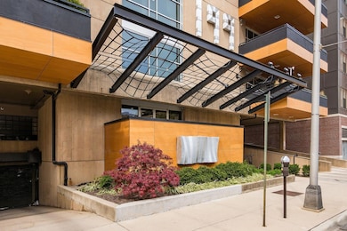 199 S 5th St unit 406, Columbus, OH 43215 - photo 2