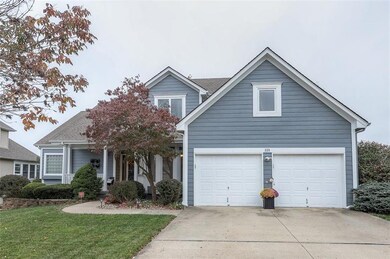 325 SW Seagull St, Lees Summit, MO 64082 - photo 2
