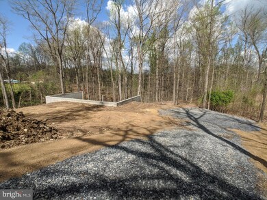 1138 Summit Ave, Front Royal, VA 22630 - photo 2