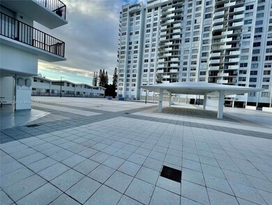 Commodore Plaza South unit 906, Aventura, FL 33160 - photo 2