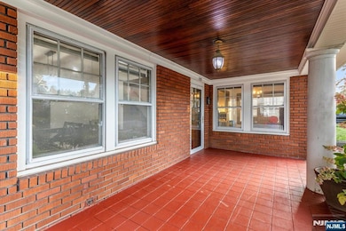 133 Mortimer Ave, Rutherford, NJ 07070 - photo 3