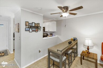 06-Living Room_IMG_8712_SSW
