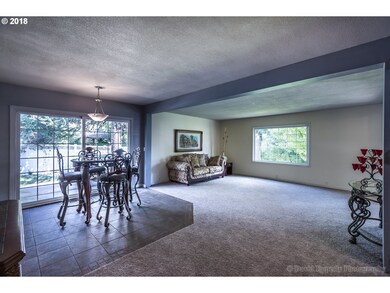 Living Room/Dining Room