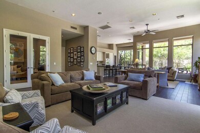 LivingRm_0186