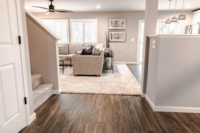 CSS002-i2280-Foyer