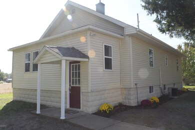 3 Oak St, Three Oaks, MI 49128 - photo 4