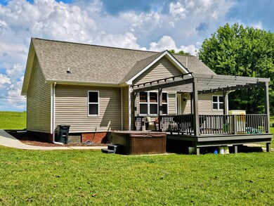 491 Hobbs Rd, Altamont, TN 37301 - photo 3