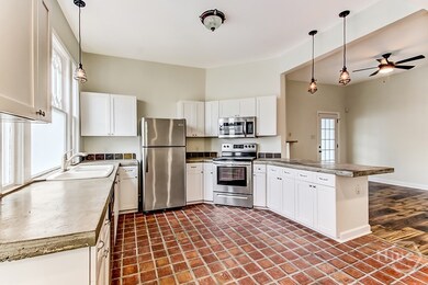 307 W Henry St unit A, Savannah, GA 31401 - photo 3