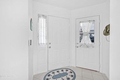 44-web-or-mls-VCI08133