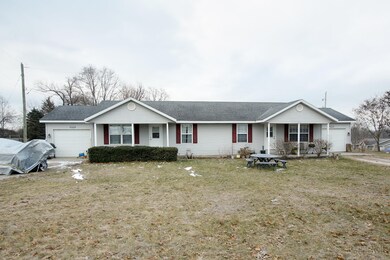 12485 pine lake rd-102