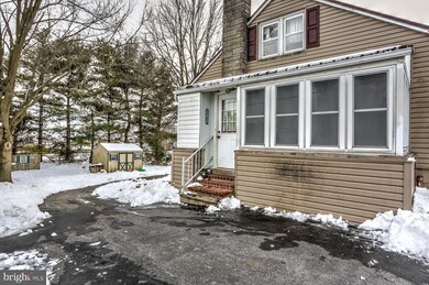 260 Locust St, New Holland, PA 17557 - photo 6