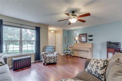 2883 Big Cone Ct, Whiteland, IN 46184 - photo 5