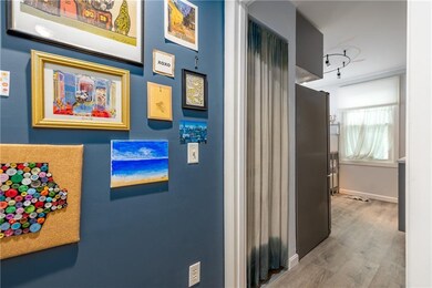 8 Slocum St unit 10, Providence, RI 02909 - photo 6