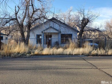 325 & 329 E Second St, Winnemucca, NV 89445 - photo 2