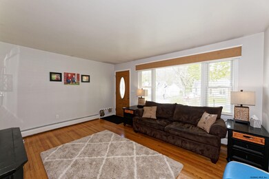 16 Brunswick Park Dr, Troy, NY 12180 - photo 6