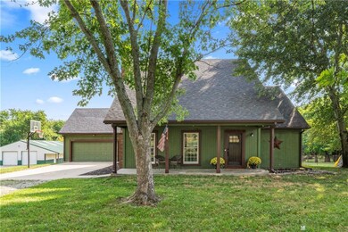 19655 S Clearview Rd, Spring Hill, KS 66083 - photo 2