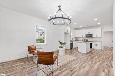 8172 9th St, Boiling Springs, SC 29316 - photo 3