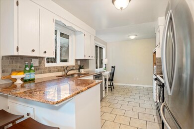 5-Kitchen