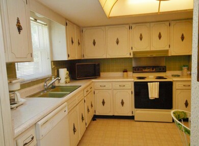 1620 S Lake Ave unit 4, Clearwater, FL 33756 - photo 2