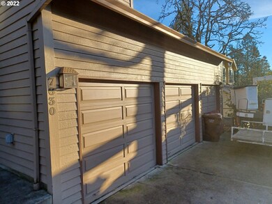 7630 Ridgewood Dr, Gladstone, OR 97027 - photo 4