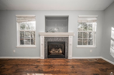 422 Navajo Dr, Junction City, KS 66441 - photo 7