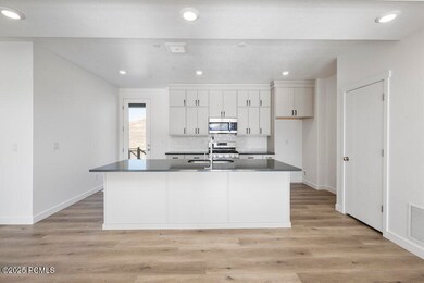 009_garbett_homes-8_972MLS