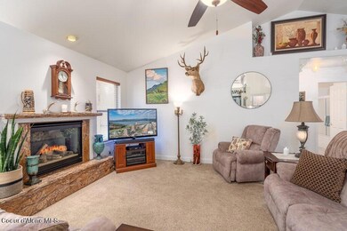living area 2