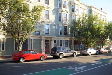 60 Bow St unit E, Somerville, MA 02143 - photo 3