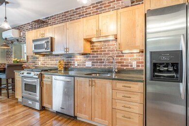 432 Norfolk St unit 3G, Somerville, MA 02143 - photo 4