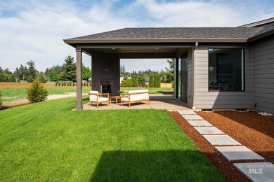 7623 W Flathead Lake St, Eagle, ID 83616 - photo 6