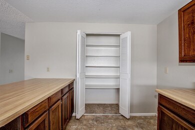 1912 W Dartmouth St (4)