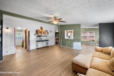 13-14909 Galston Blvd-148