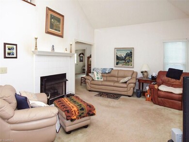 2104 King Ct, Asheboro, NC 27203 - photo 6