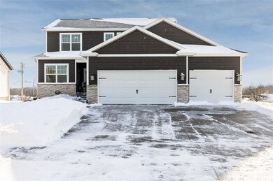 1903 Wycliffe Ct SW, Cedar Rapids, IA 52404 - photo 6