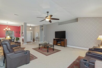 3018 Crown Creek Cir-11