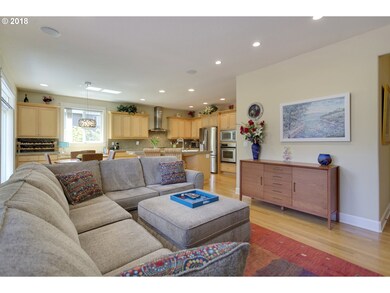 10450 SW 137th Place, Beaverton, OR 97008 - photo 4